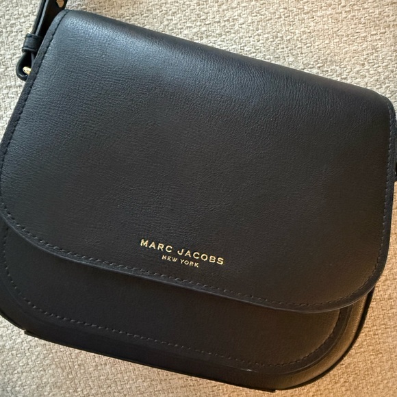 Authentic Marc Jacobs New York Mini Rider Flap Crossbody Bag Black M0014109 $295 - Picture 5 of 16